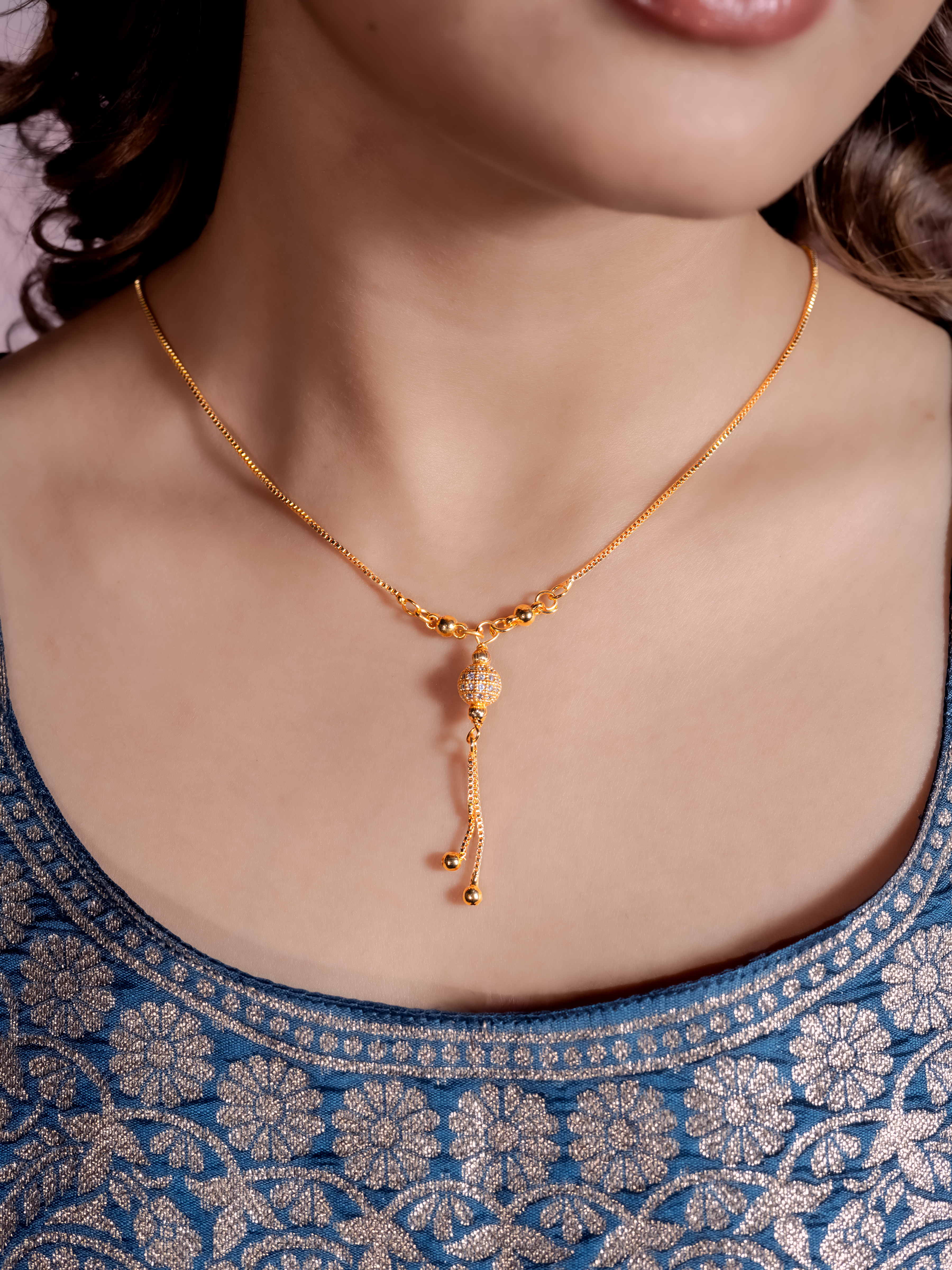 Classic Pendant Style Necklace