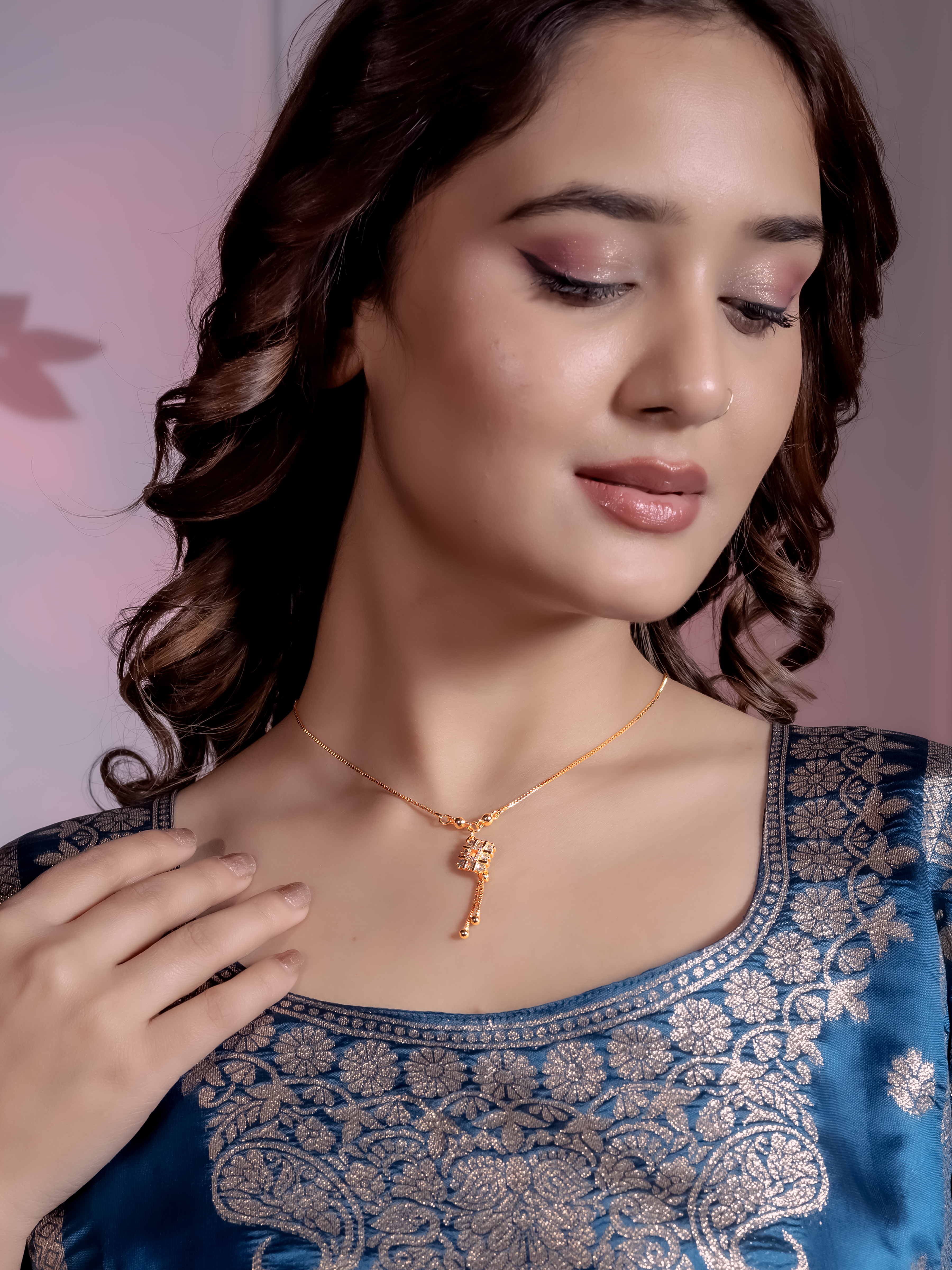 Stylish Ethnic Necklace with Pendant Drop