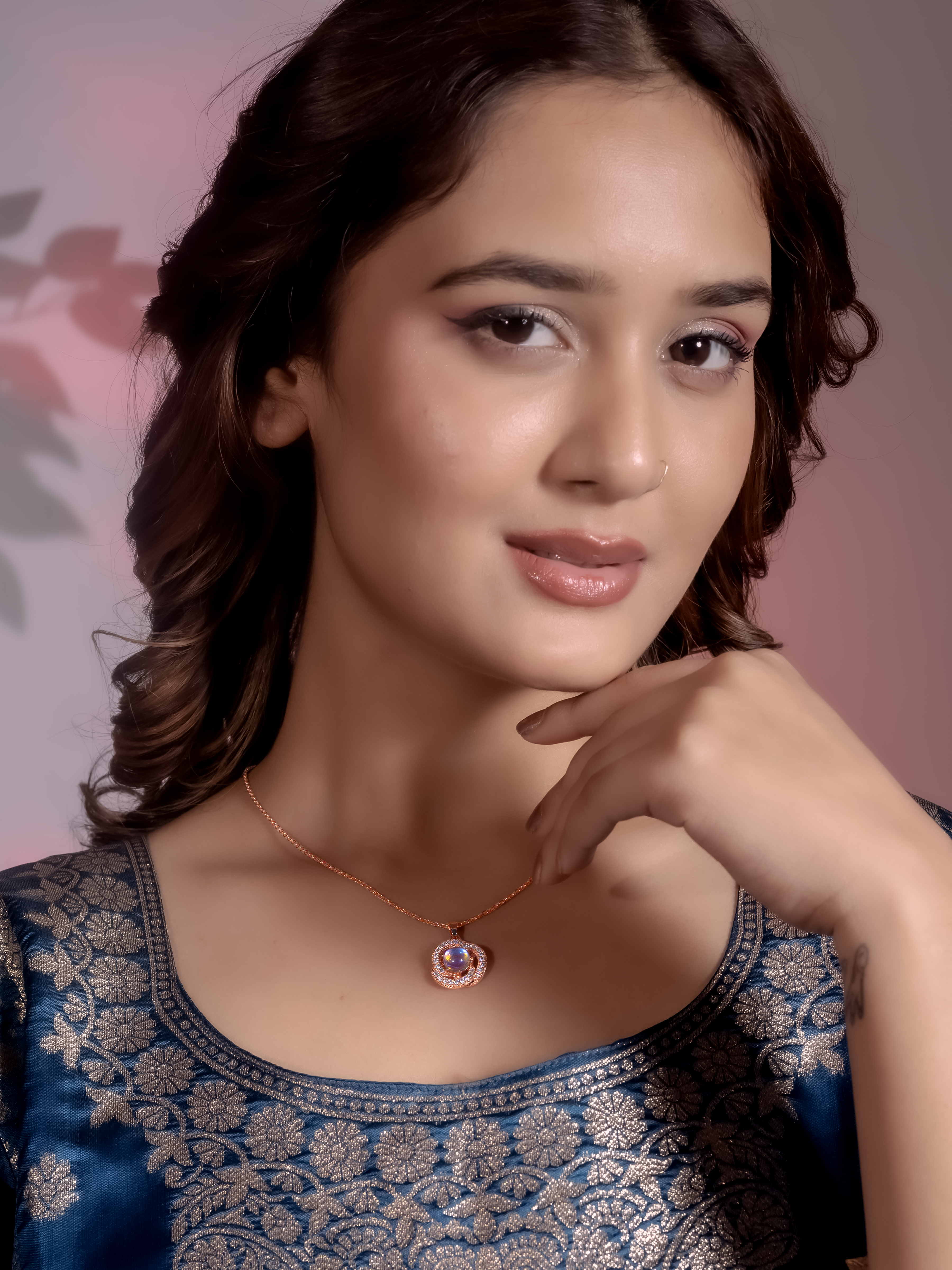 Ethnic Wear Necklace with Detailed Pendant