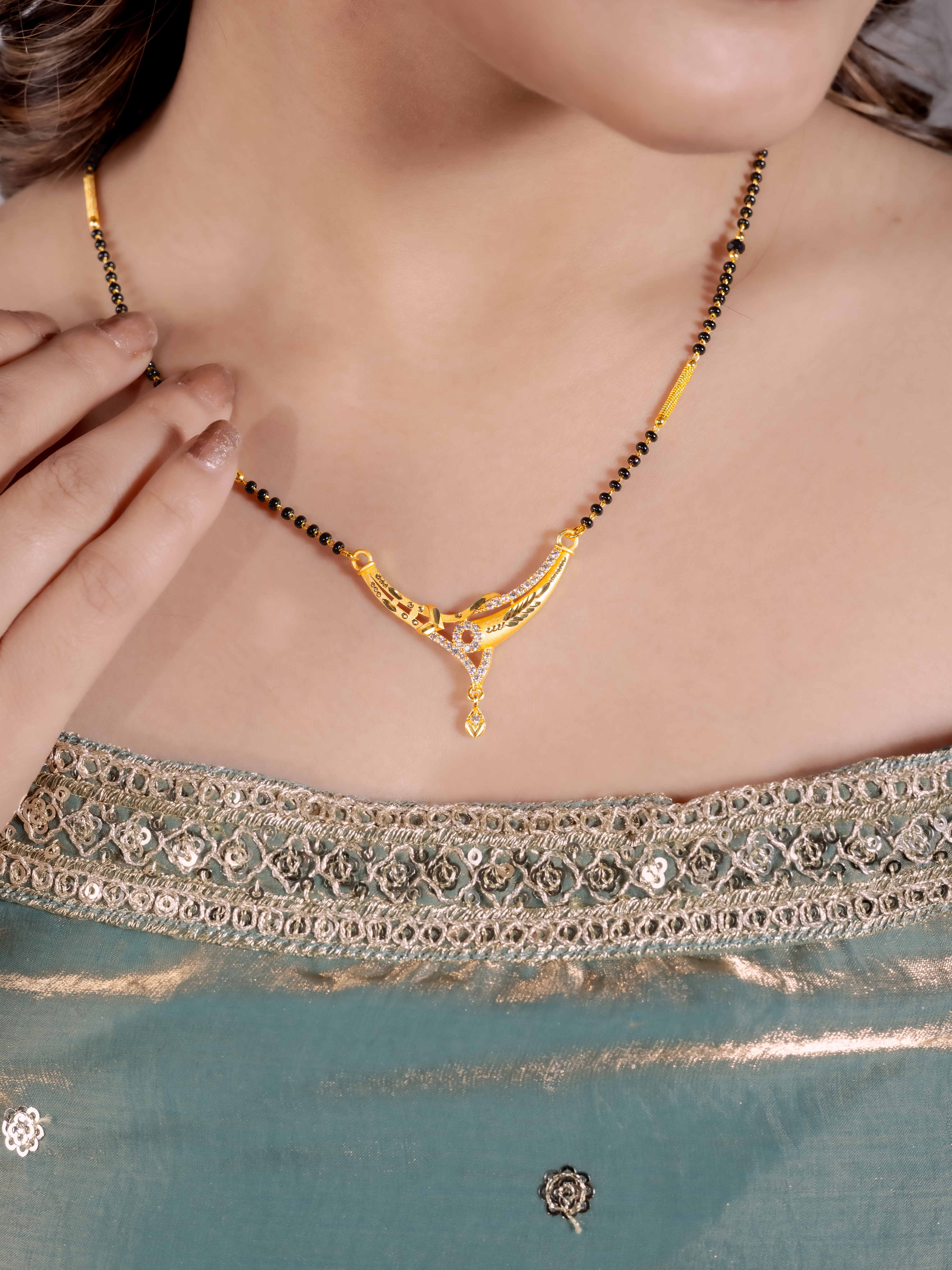 Graceful Mangalsutra with Royal Pendant