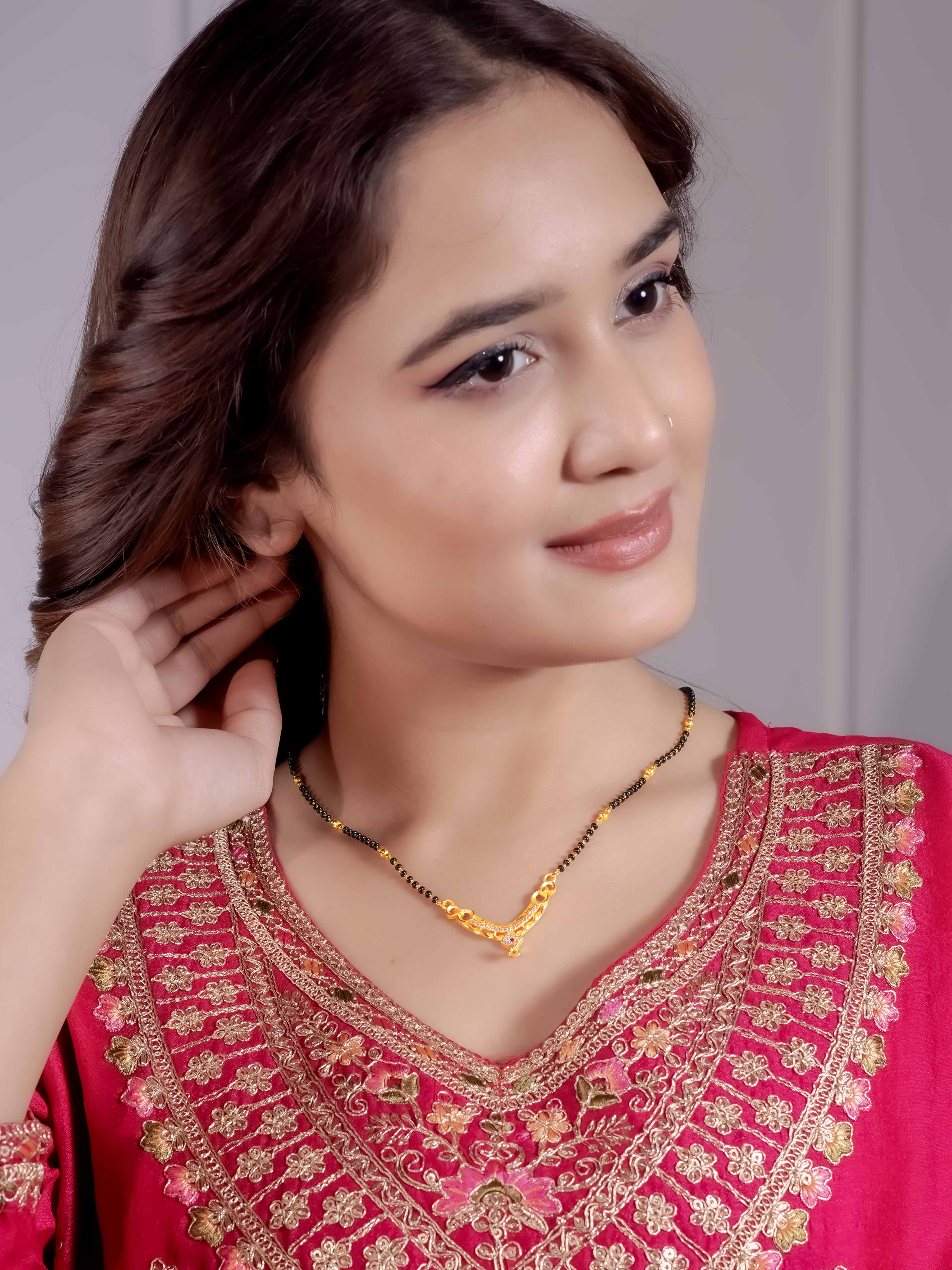 Elegant Gold Mangalsutra Necklace for Women