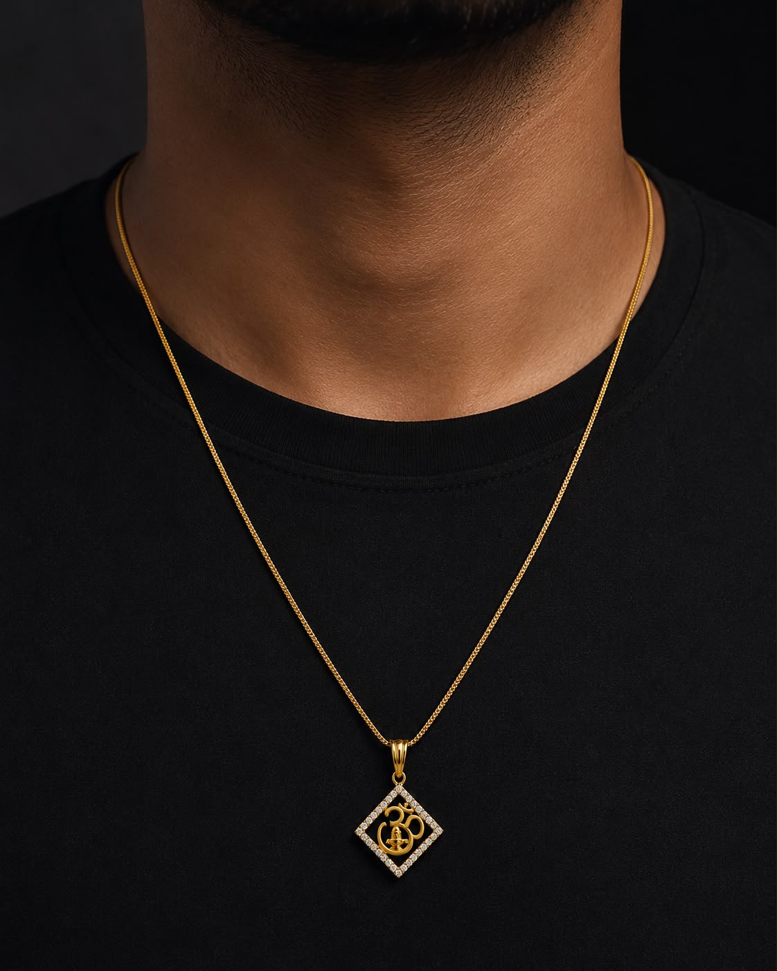 Divine Om Shivling Men's Pendant With Chain
